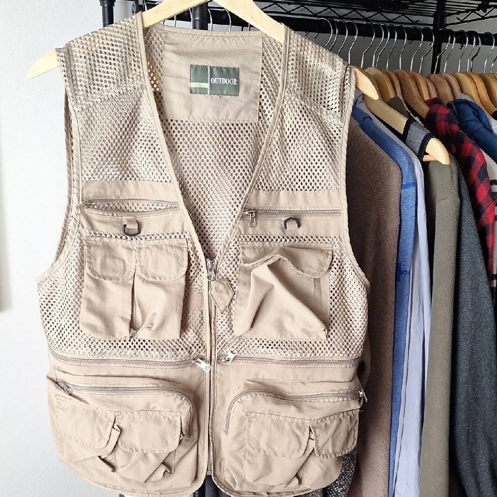 Beige Outdoor Utility Vest